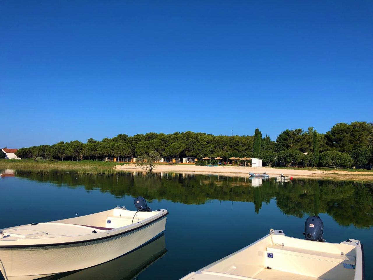 Camping Vransko Jezero - Crkvine Pakoštane Exterior foto